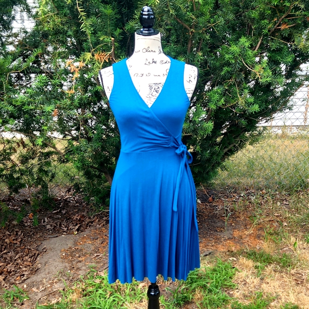 BAILEY 44 ▪︎ Teal Faux Wrap Dress 👗 w/ Tie at the side. Size XS